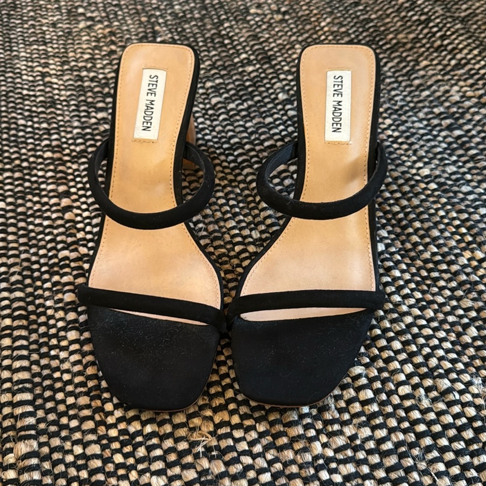 Steve Madden black block heel sandal size 8.5
